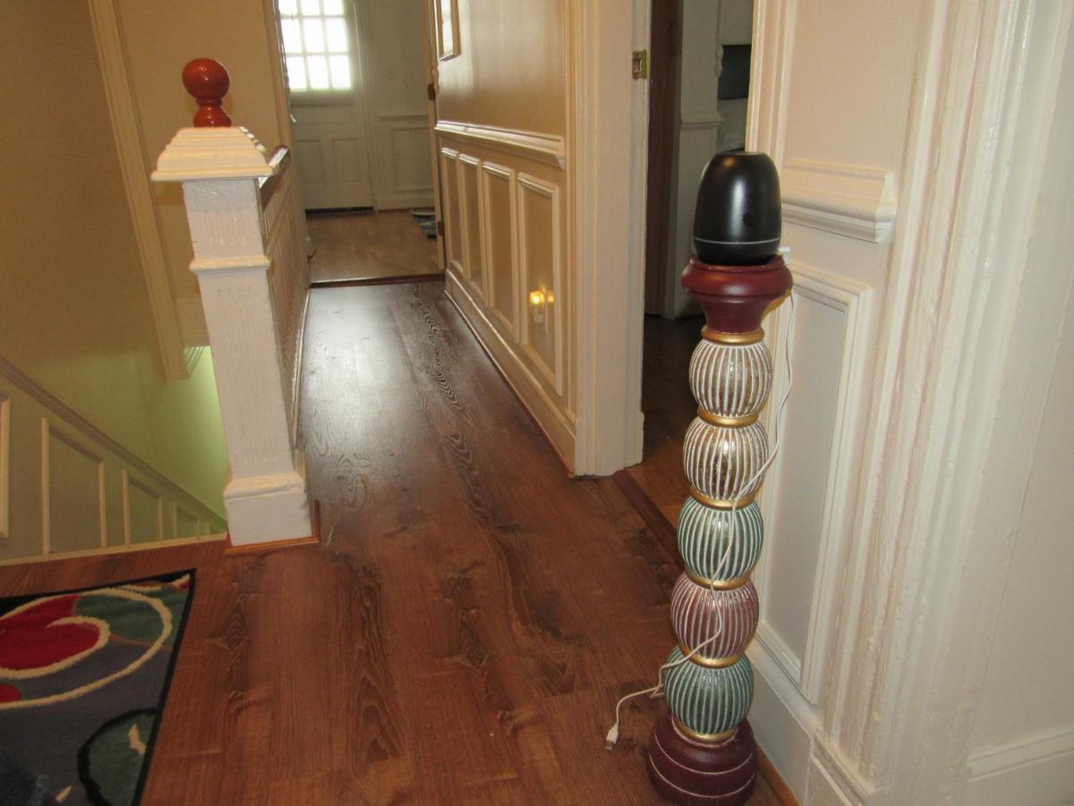 Located In The Noma-gallaudet Neighborhood Apartment *
