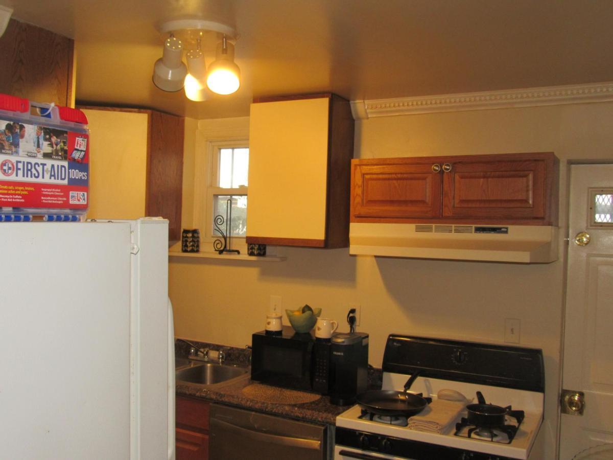 Located In The Noma-gallaudet Neighborhood Apartment
