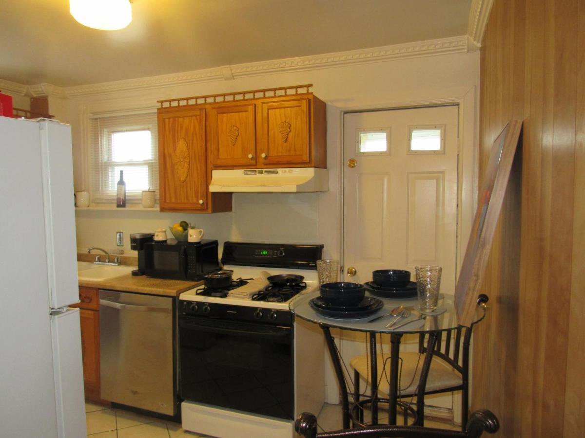 Apartment Located In The Noma-gallaudet Neighborhood