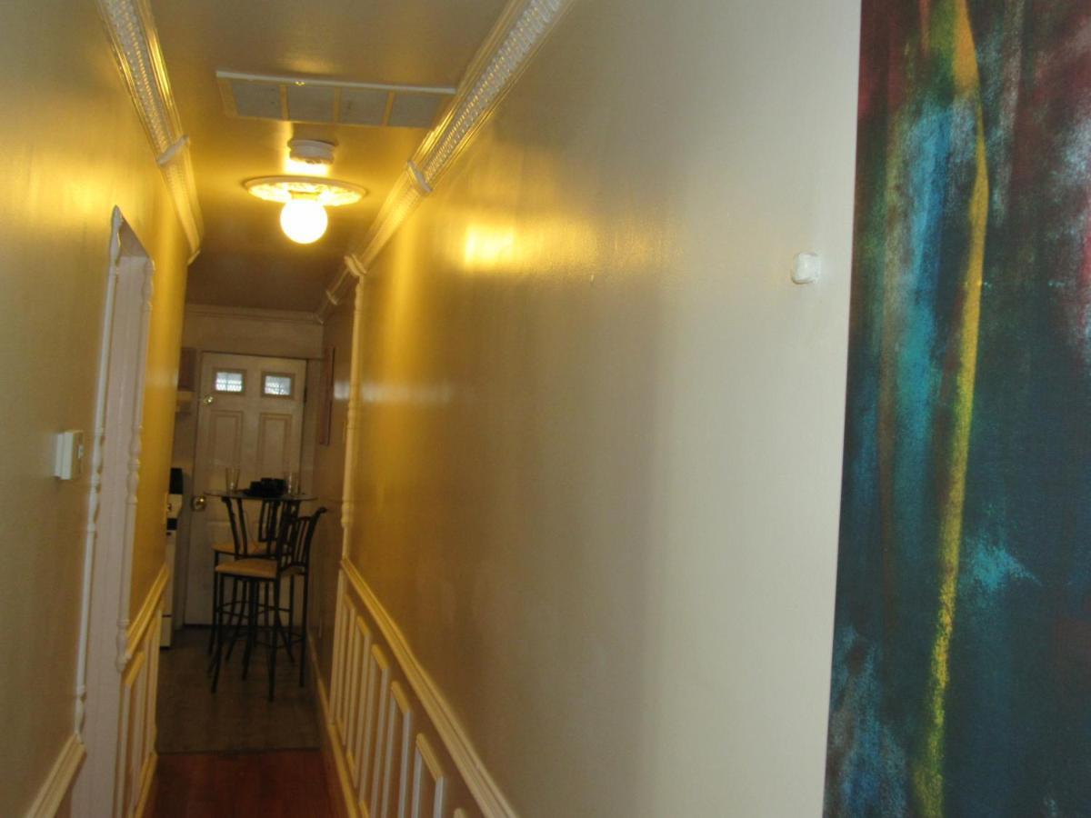 Located In The Noma-gallaudet Neighborhood Apartment Washington